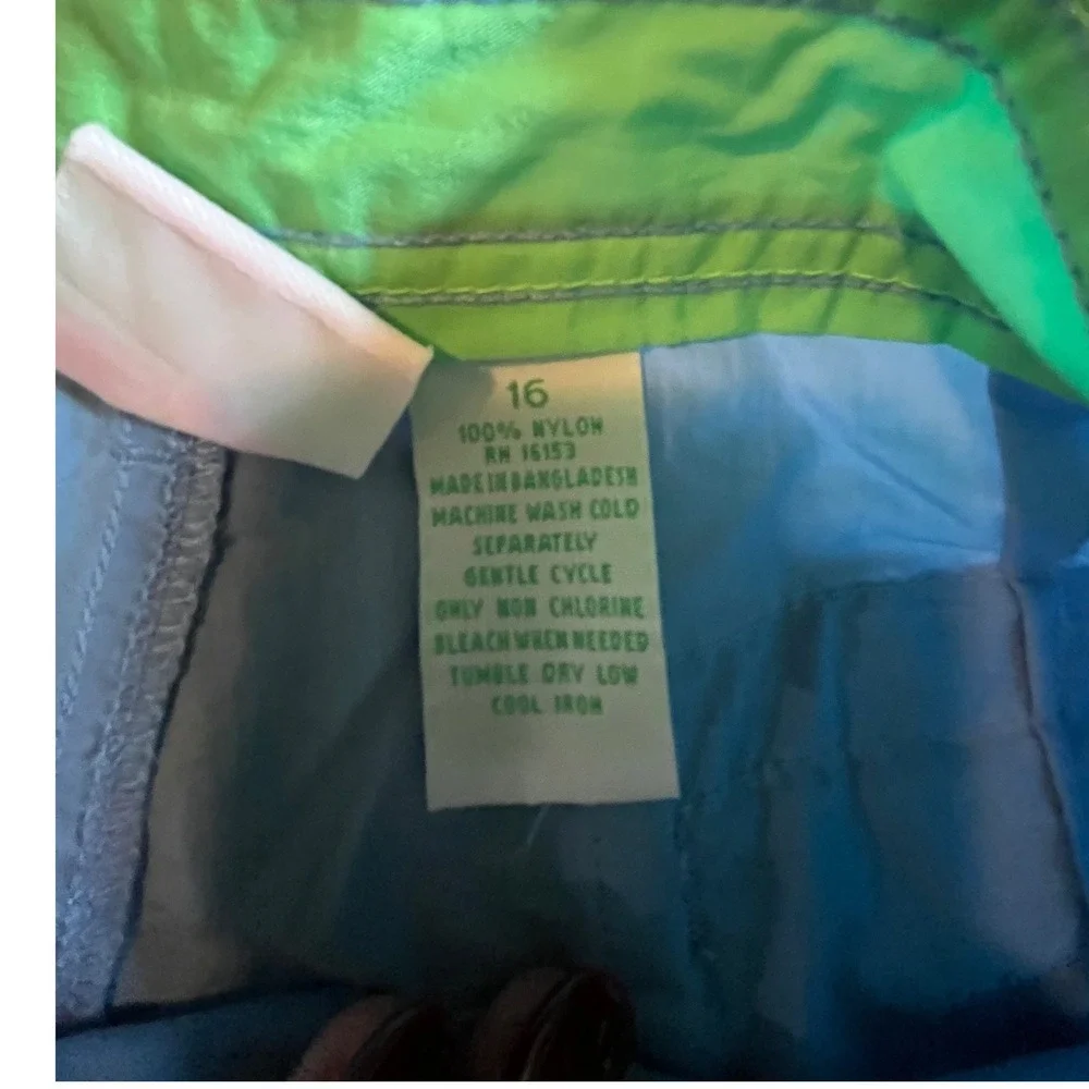 Camp Beverly Hills Vintage Pull on Nylon Shorts Size 16 Green Accents‎ Pockets